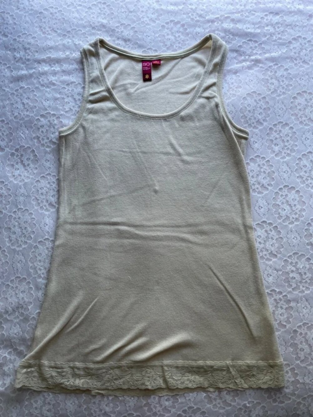 beige lace waist tank top